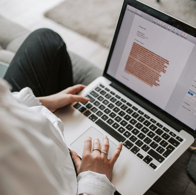 Consultoria acadêmica e Produção de Conteúdo